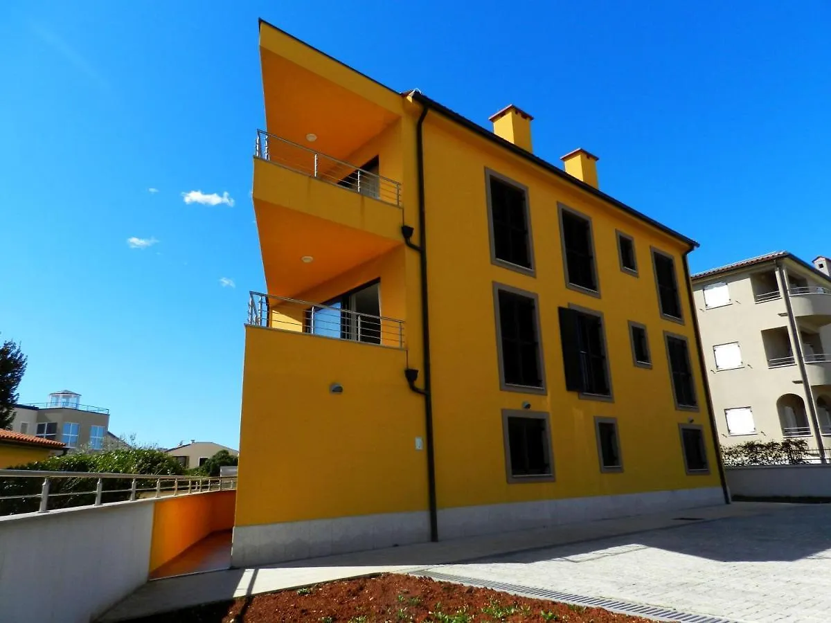 Apartment Girasole Premantura